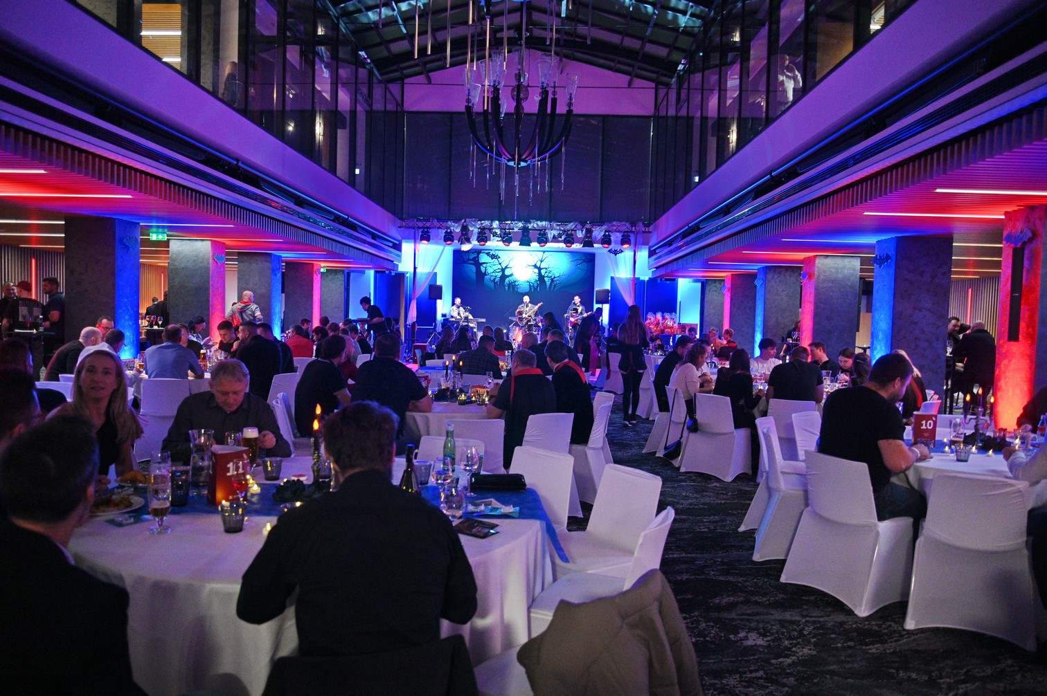 Vánoční večírek 2025